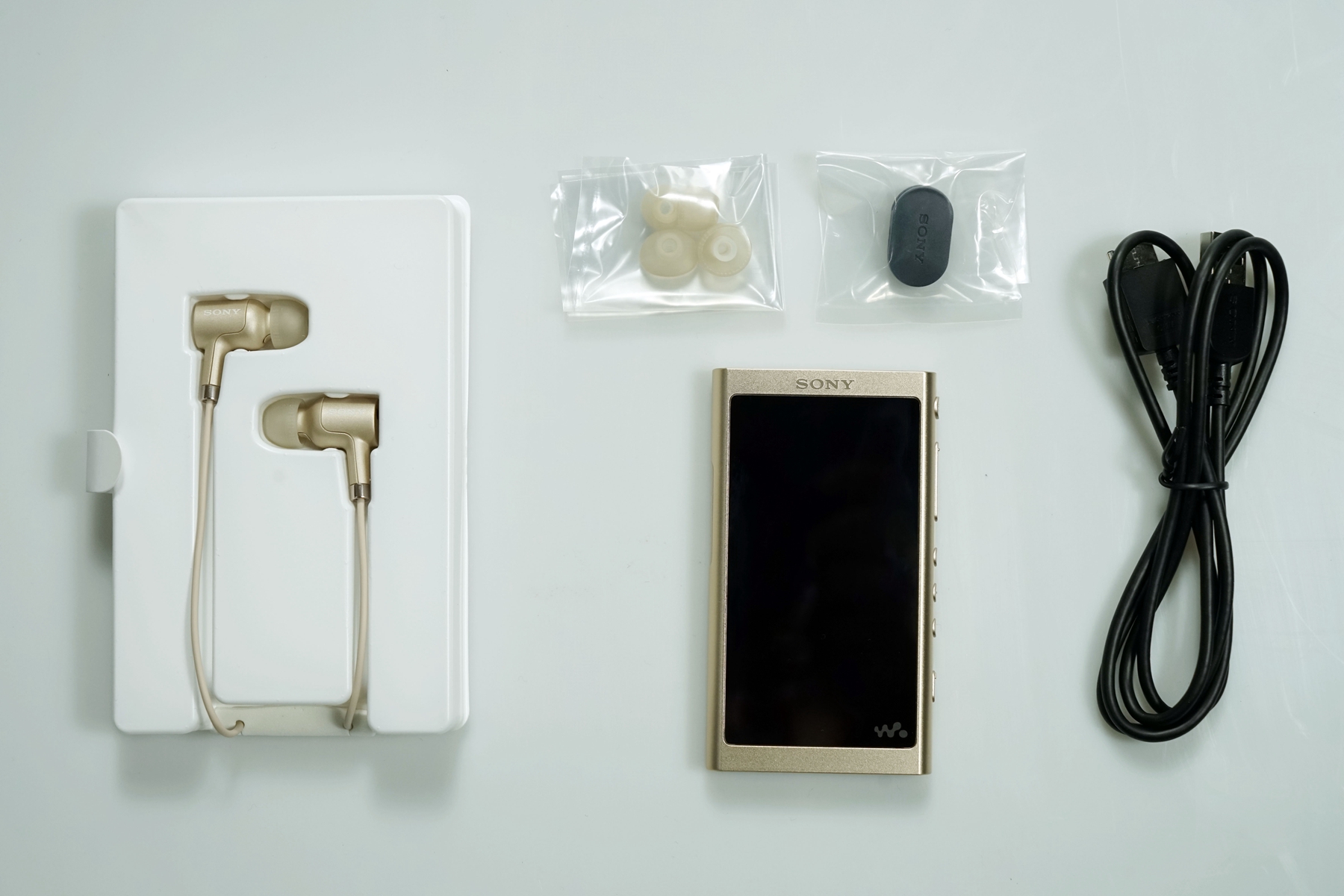 索尼sonynw-a55hi-res播放器测评,索尼a55有必要用耳放吗