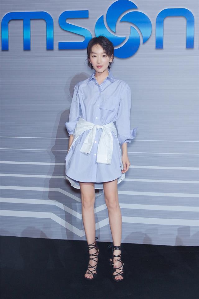 女生千万不要穿短裙子,女人别穿太俗气春天新款连衣裙