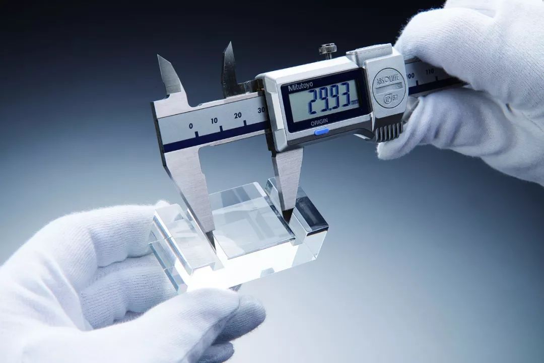 高精度游标卡尺怎么用,机械的游标卡尺带表