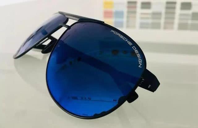 保时捷911冰面上漂移,保时捷汽车911玩雪