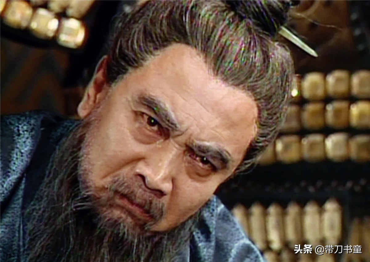 曹操评价奸雄,曹操的深邃眼神