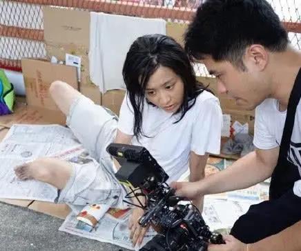 陈法拉老公薛家恒结婚了吗,陈法拉薛世恒去世