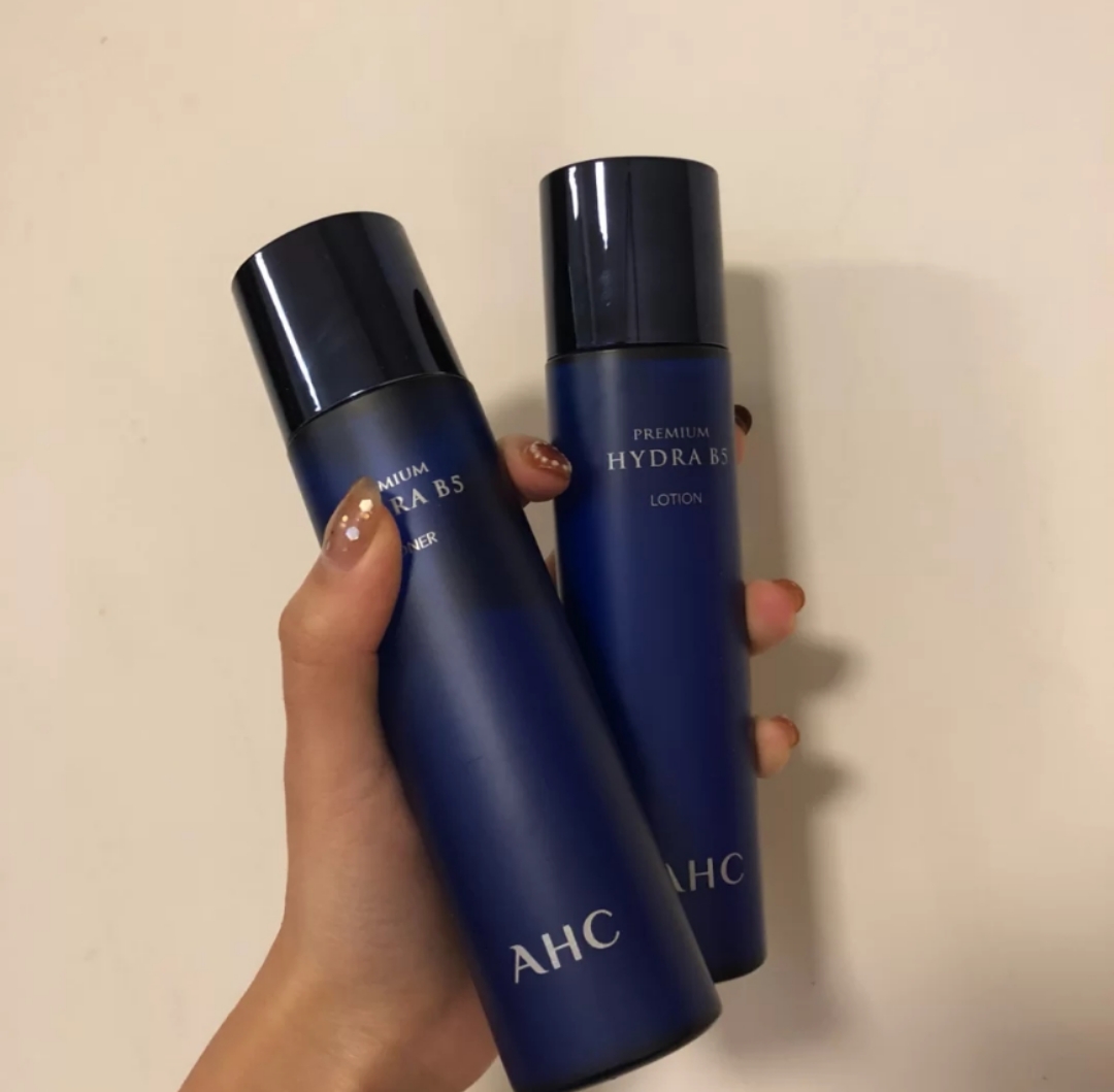 学生用什么水乳套装对皮肤比较好,冬季脸部皮肤干燥起皮水乳推荐