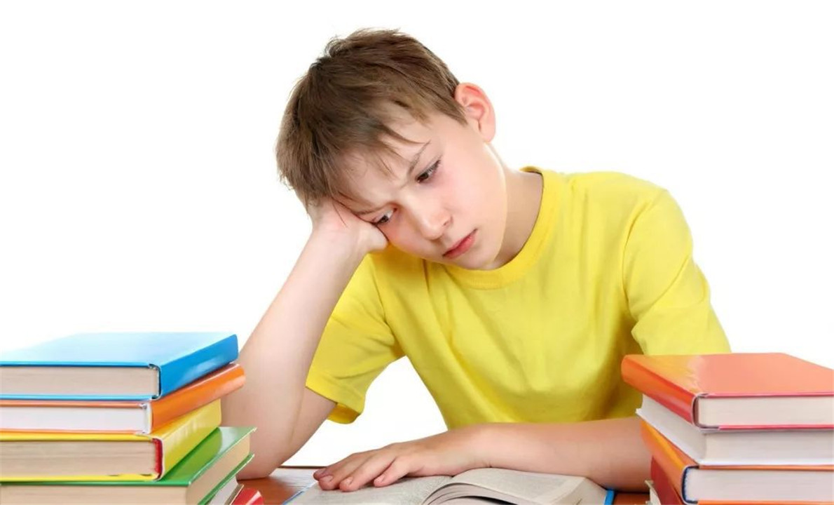 孩子对什么都没兴趣该怎么办,对什么都提不起兴趣不想出门