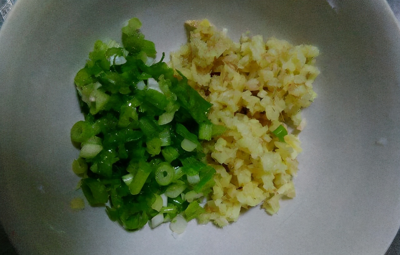 茄子怎么煮得很软烂,茄子煮烂的家常做法简单好吃