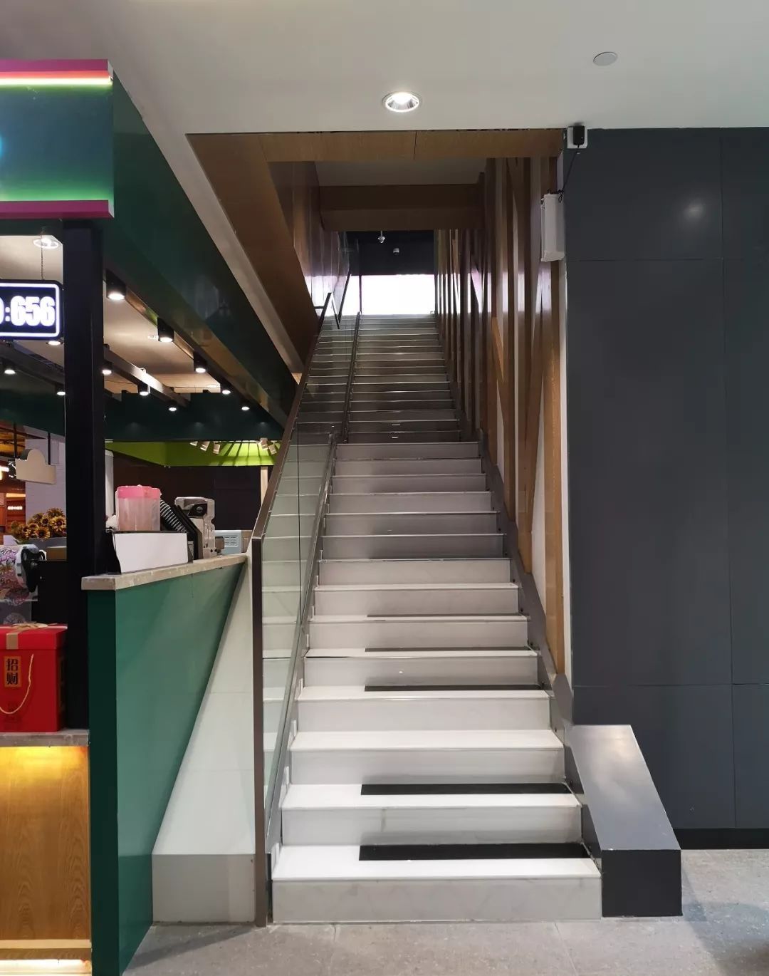 郑州yoyopark购物公园在哪里,郑州yoyopark购物公园营业时间