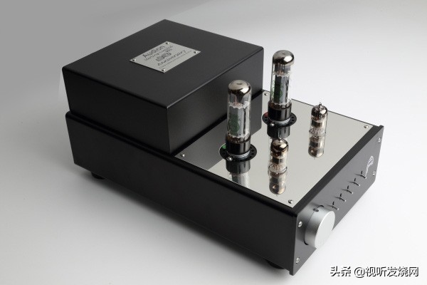 无用有大用的12瓦：AudionSterling三十周年纪念