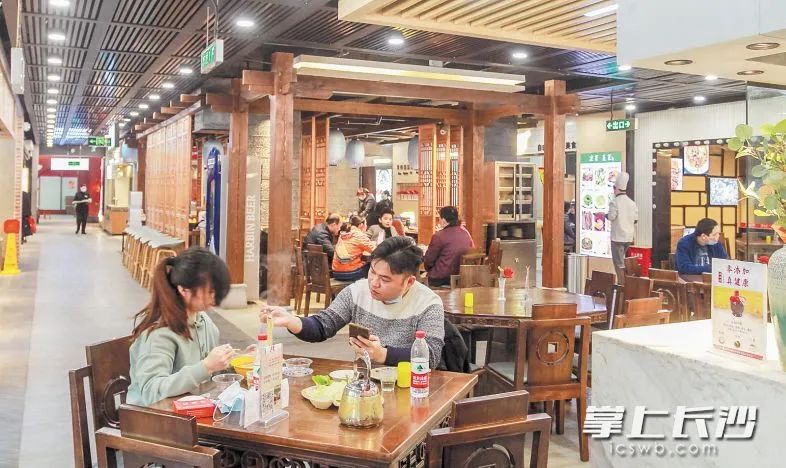 鍫傞鏉ヤ簡闀挎矙,椋熷爞鏉ヤ簡2018