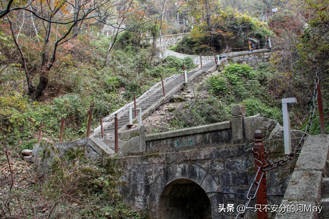 为什么爬华山都是夜爬,华山自古一条道很有必要爬吗