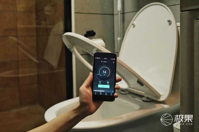 新型永不堵塞节水马桶,换一个智能马桶