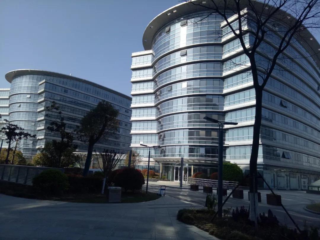 烂尾楼重获生机,徐州新城区烂尾商业