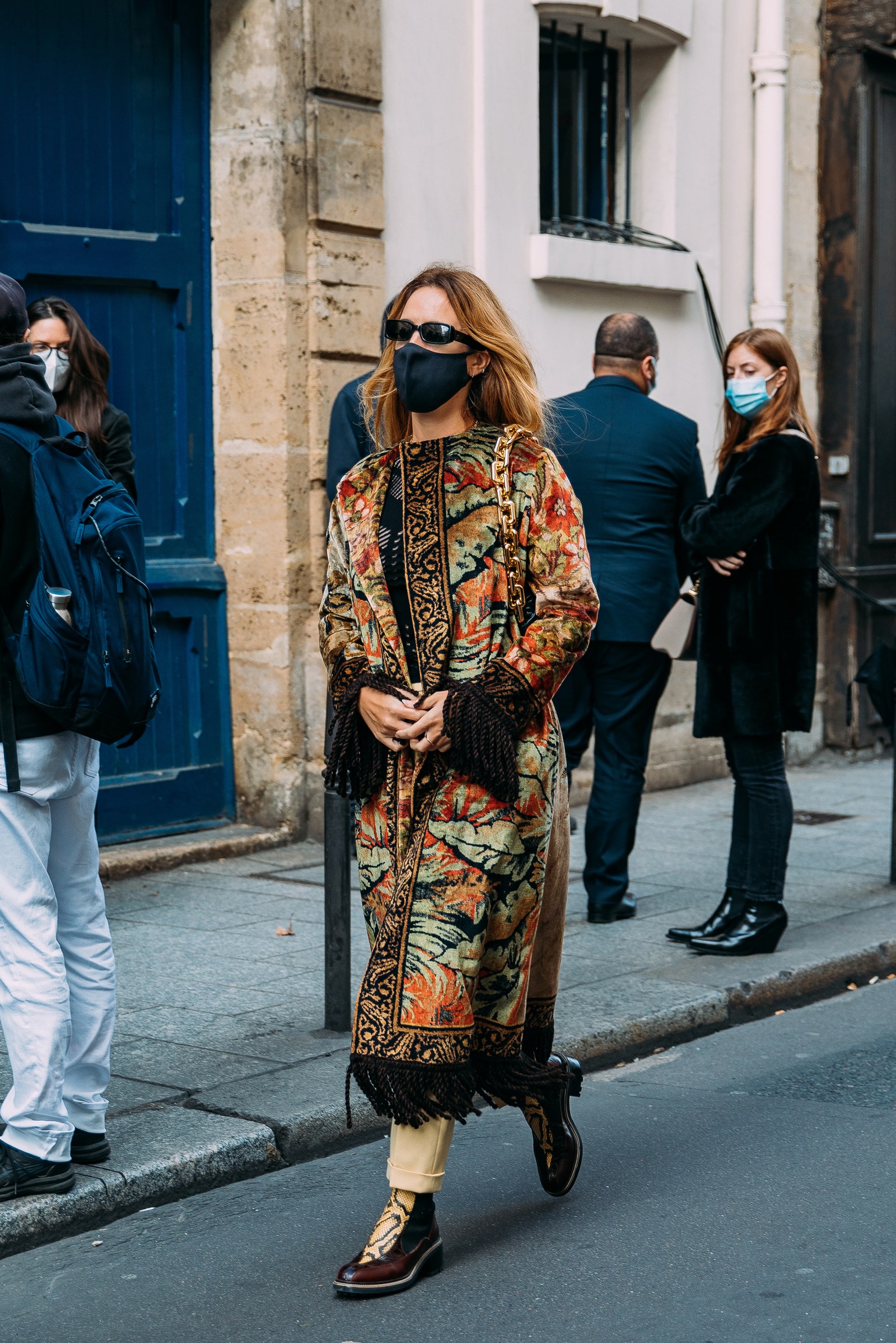 2023春夏巴黎时装周街拍特辑,2021巴黎高定时装周街拍