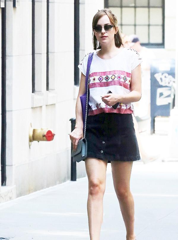 低调显奢华的“吸烟鞋”火了，百搭时髦，关键显腿瘦