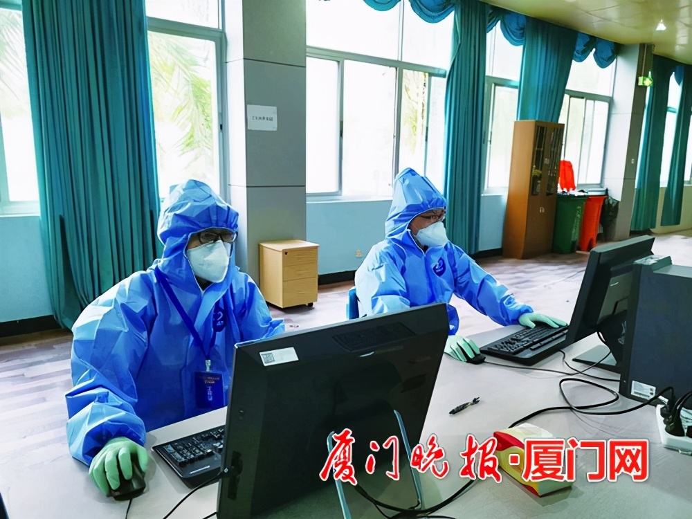 让市民随时随地享受信息化服务厦门市信息中心深耕“信息惠民”的同时，将志愿服务融入日常工作