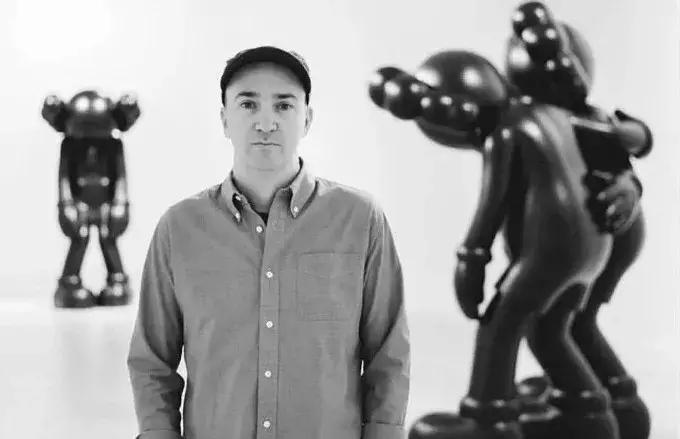 优衣库kaws值得买的图案,优衣库kaws为啥突然爆火