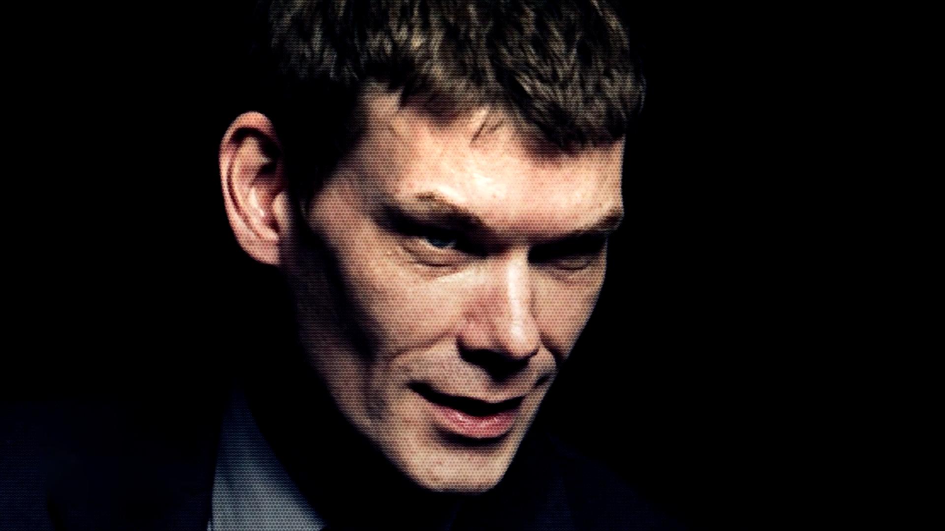 为了寻找UFO，他黑入了美国国防系统