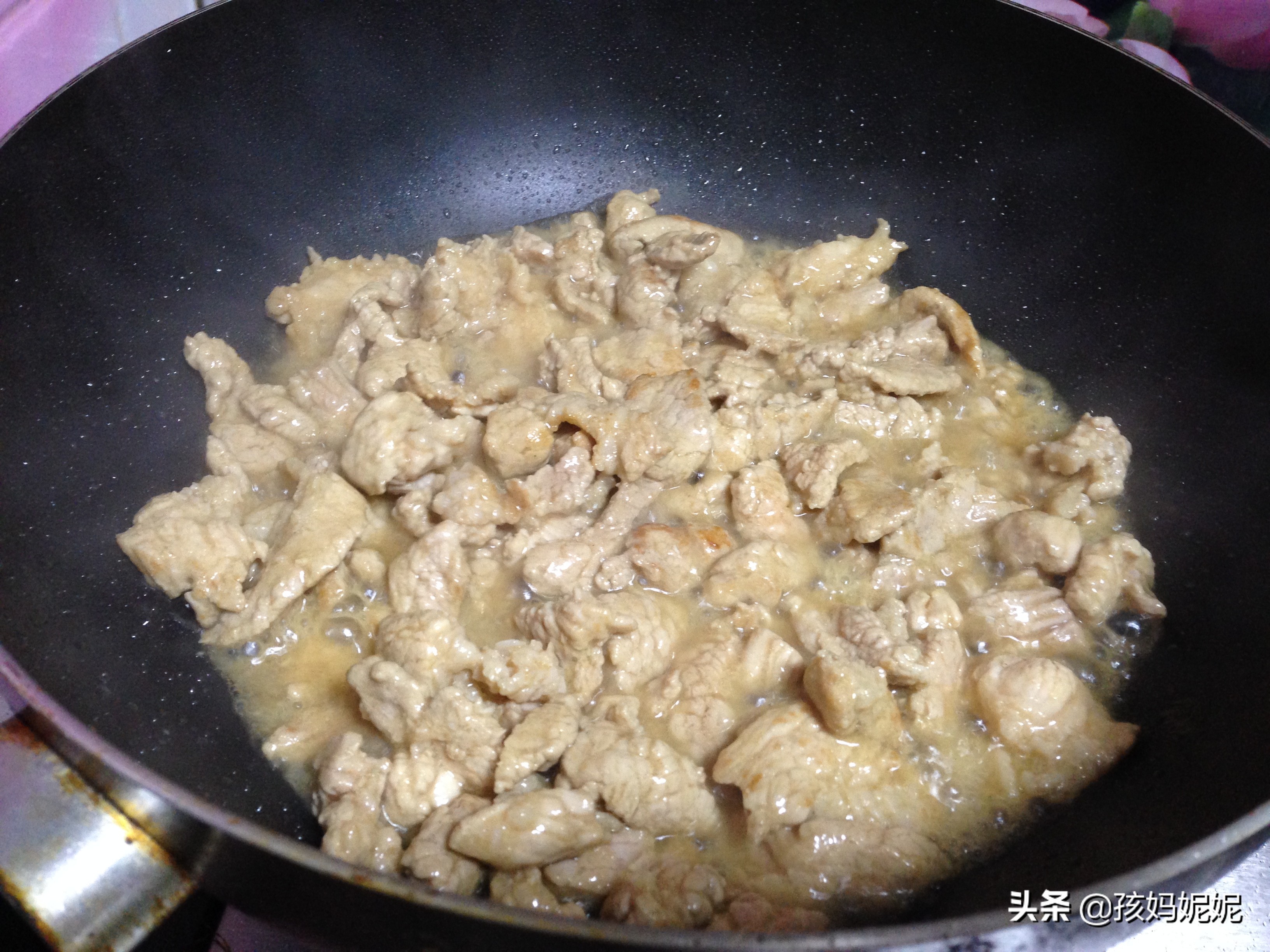 炸酱面的正确做法教程,炸酱面要什么酱