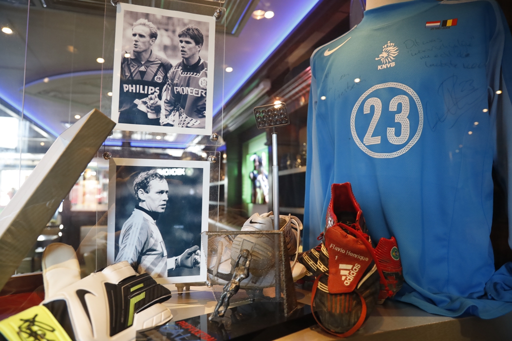 荷兰五大城市排名,荷兰第四大城市是哪个