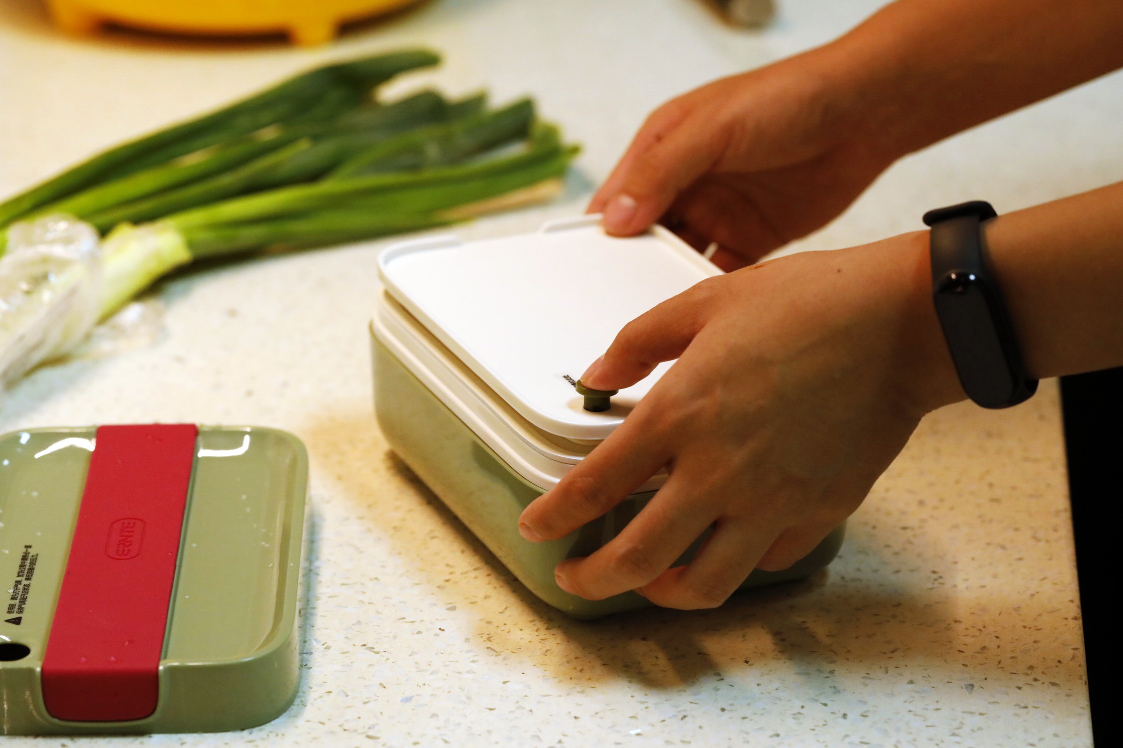 分子料理低温烹饪机,高颜值智能料理盒低温烹饪轻松做
