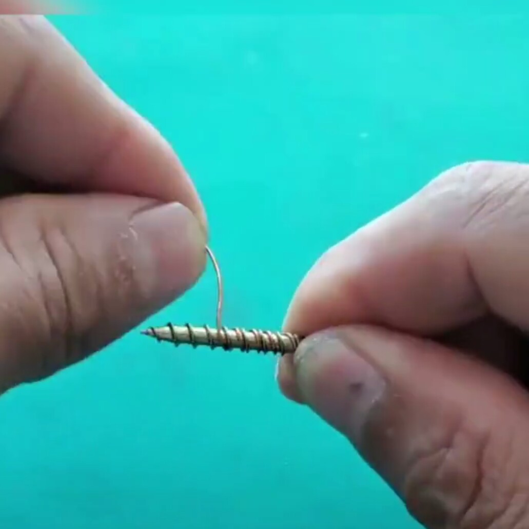 家具安装螺丝孔松了如何补救,家具螺丝钉孔怎么处理