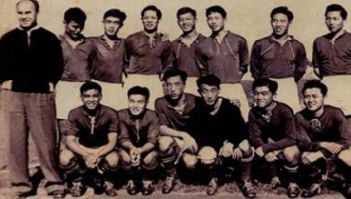 伟人足球情结:毛*东泽**踢门将,陈毅踢中锋,贺龙打造亚洲足球劲旅