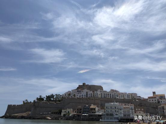 开手波等30个红灯，飞十几小时到万达看场欧冠，哪样更酸爽？