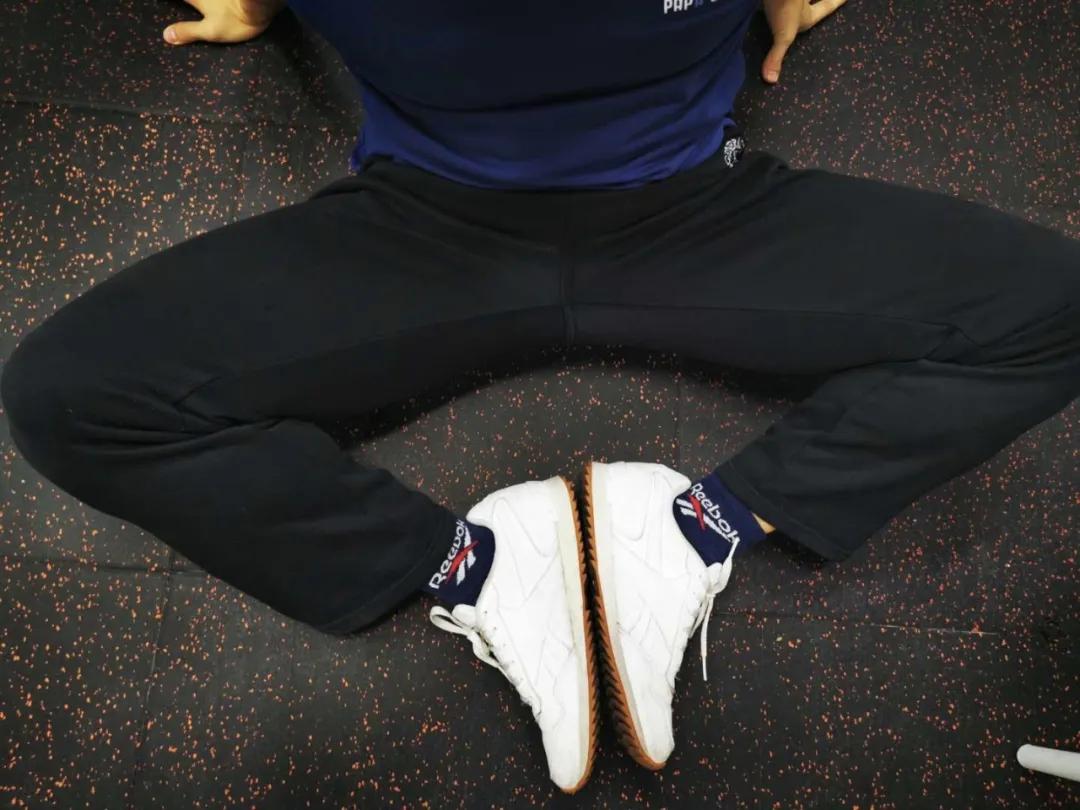 仰卧起坐腰痛怎么办,男性做仰卧起坐腰酸痛什么情况