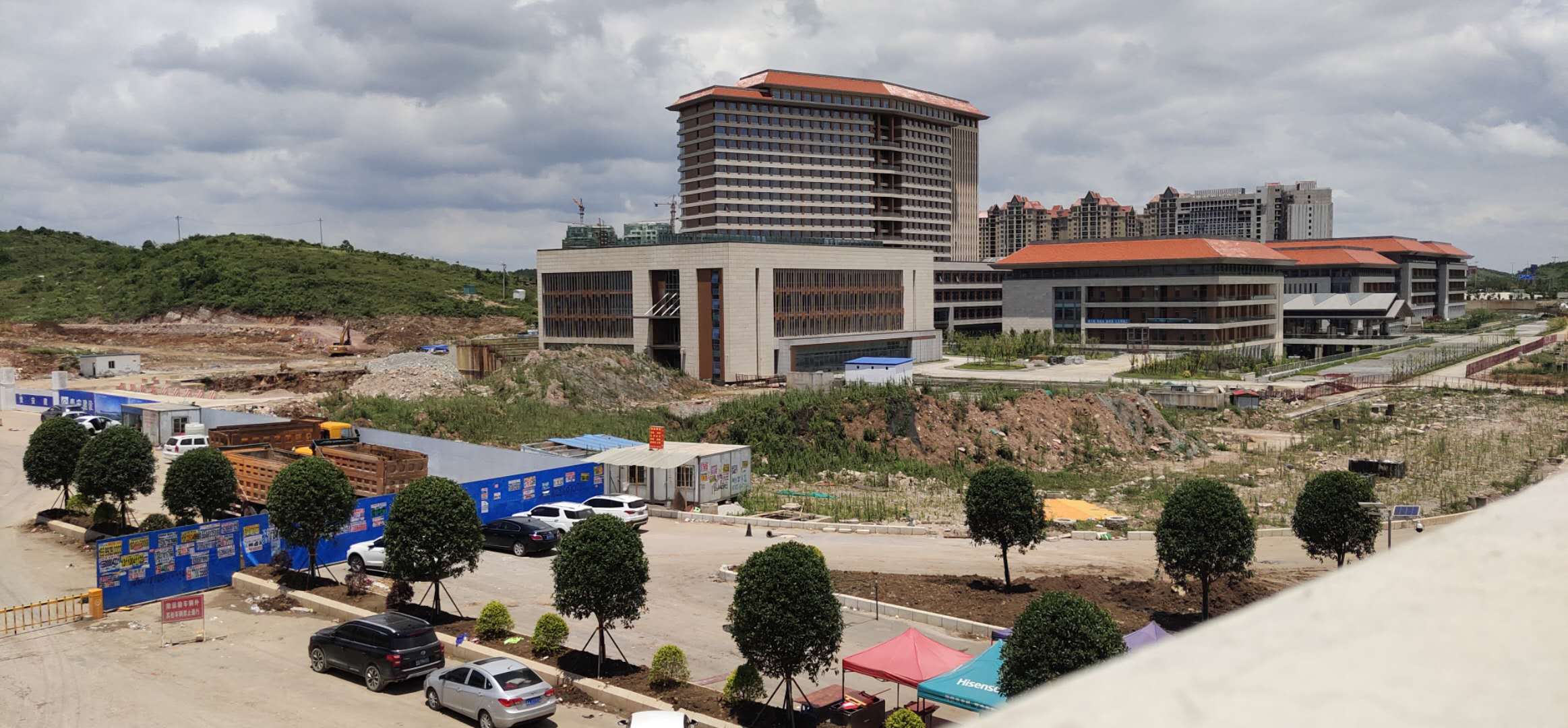 地铁口均价13500的高端学区房,2021年学区房首付4.5成