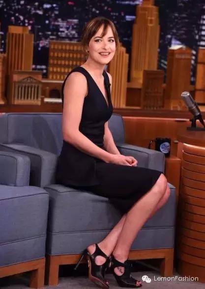 比女人更懂女人：Aquazzura，系在足间的芭蕾