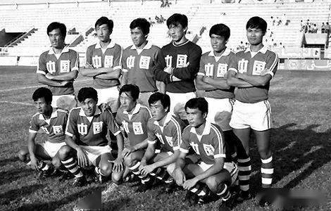 12强赛中国队谁当过队长,国足12强队长