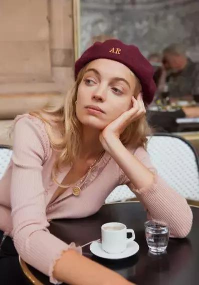 法国女人高级感穿搭,好看又好穿的女人