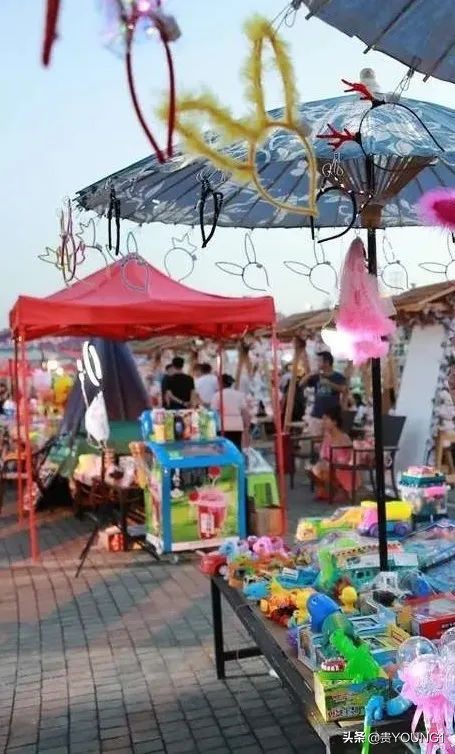 贵阳新村路摆地摊乱收费,贵阳清镇摆地摊学什么好