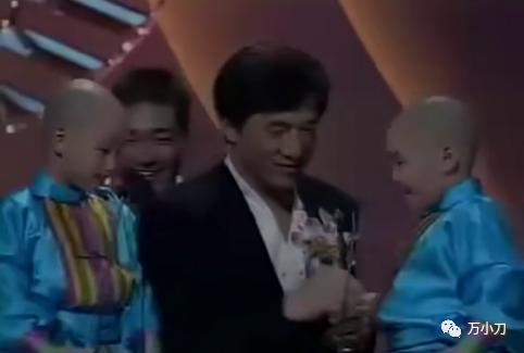 释小龙与何洁的风花雪月