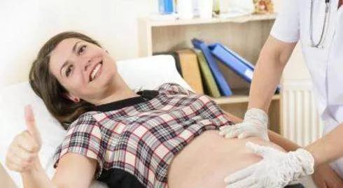 怀孕后，胃顶胃难受是怎么回事？