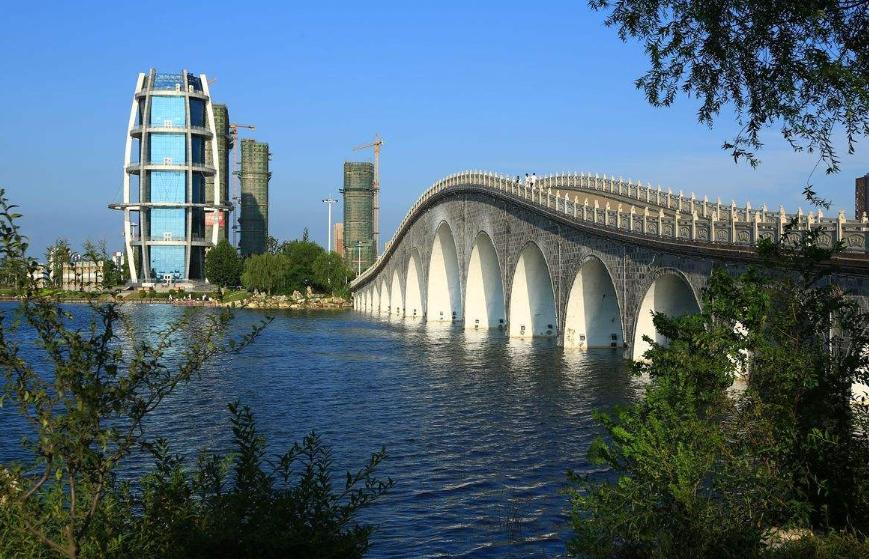 连云港每个县都有高铁站,连云港市有高铁