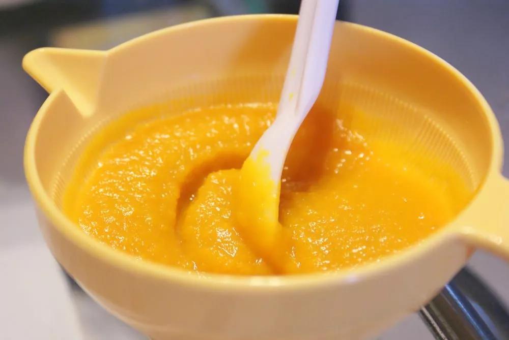 6个月内宝宝辅食大全及做法,4个月加辅食还是6个月加辅食