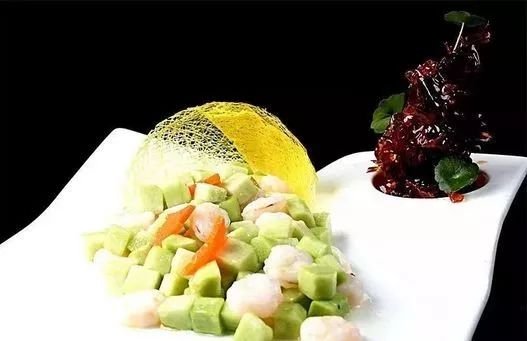 12位大厨拿手绝密配方,10款大厨特色菜款款热卖