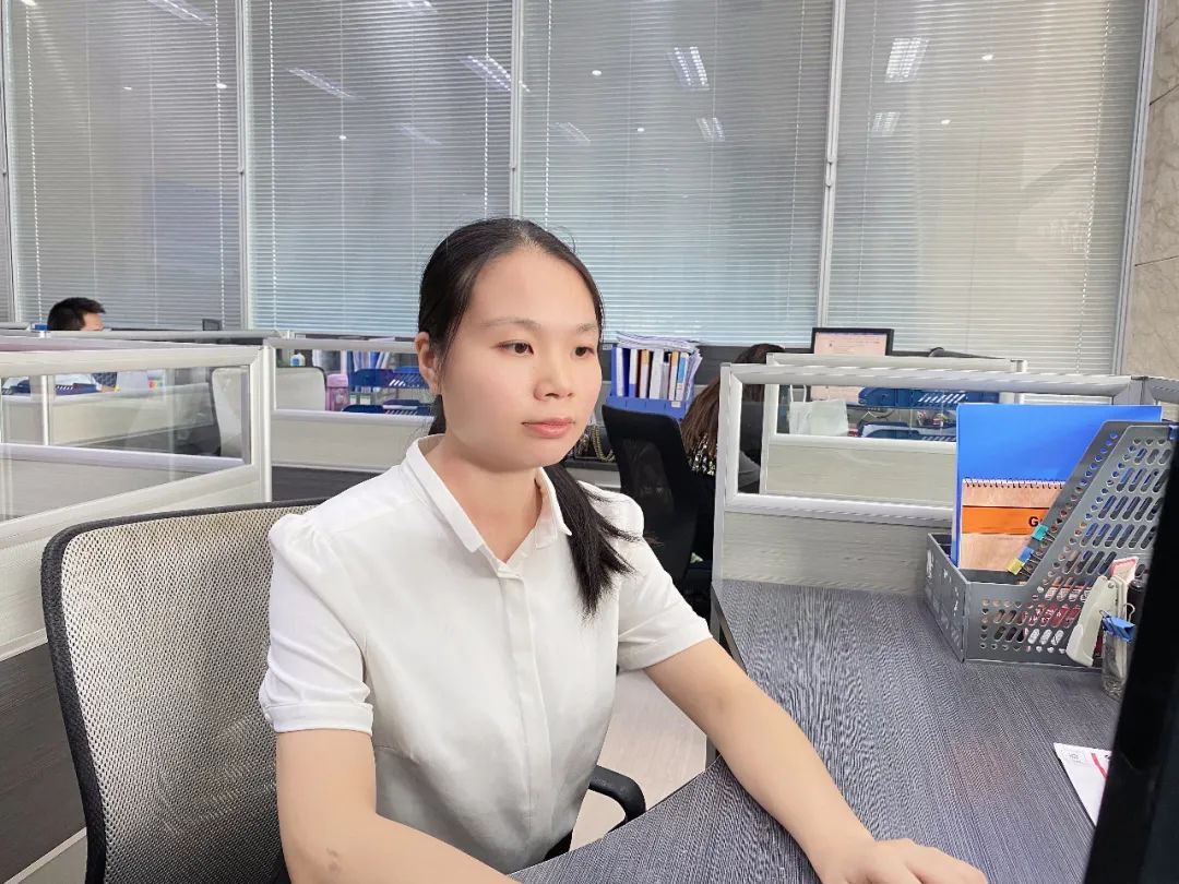 和润石业的财务部权利堪比手持尚方宝剑