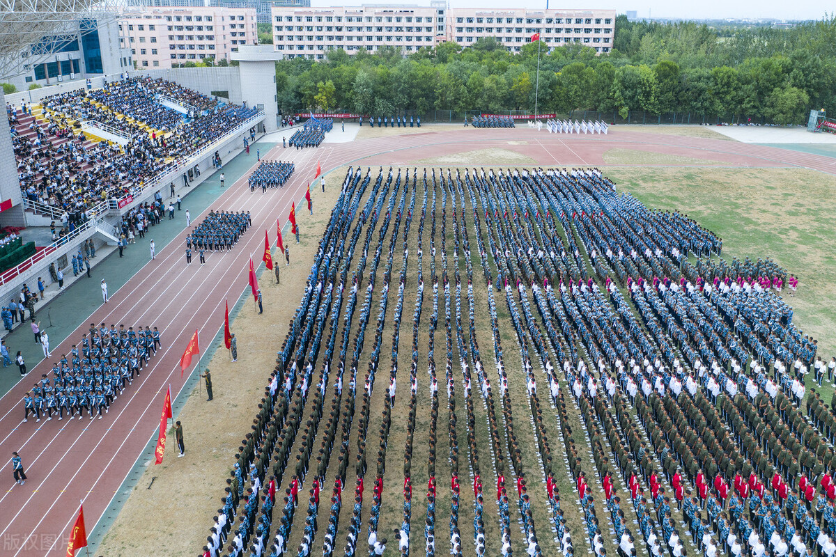 考大学考不到300分能考什么学校,高考300分上什么学校好就业