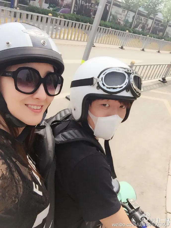 「早晚要认识」帅气逼人的国脚杨旭和他美艳女主持太太