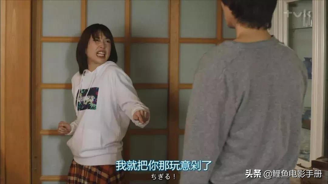 半夜看电视剧扰民不,半夜睡不着看什么电视剧