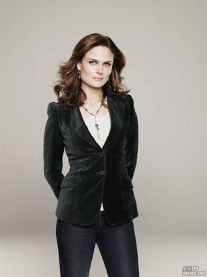 推荐一部类似于骨语类型的电视剧,推荐一下和骨语差不多的电视剧