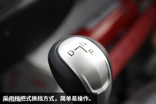 上汽跃进ec100,跃进100轻卡