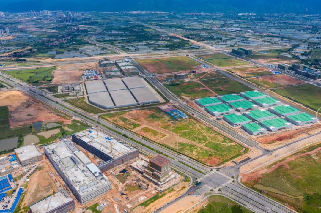 住在市府新区的感受,住在山里真好