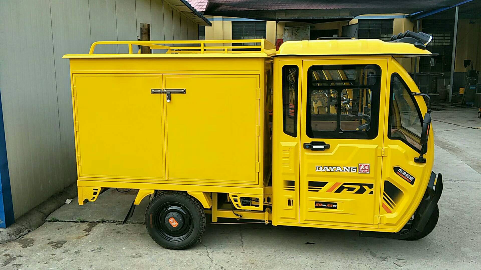 全自动洗车与人工洗的差别,洗车都包括啥