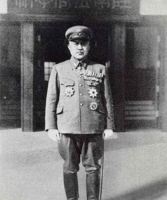 解方将军抗日,解方将军的传奇事迹