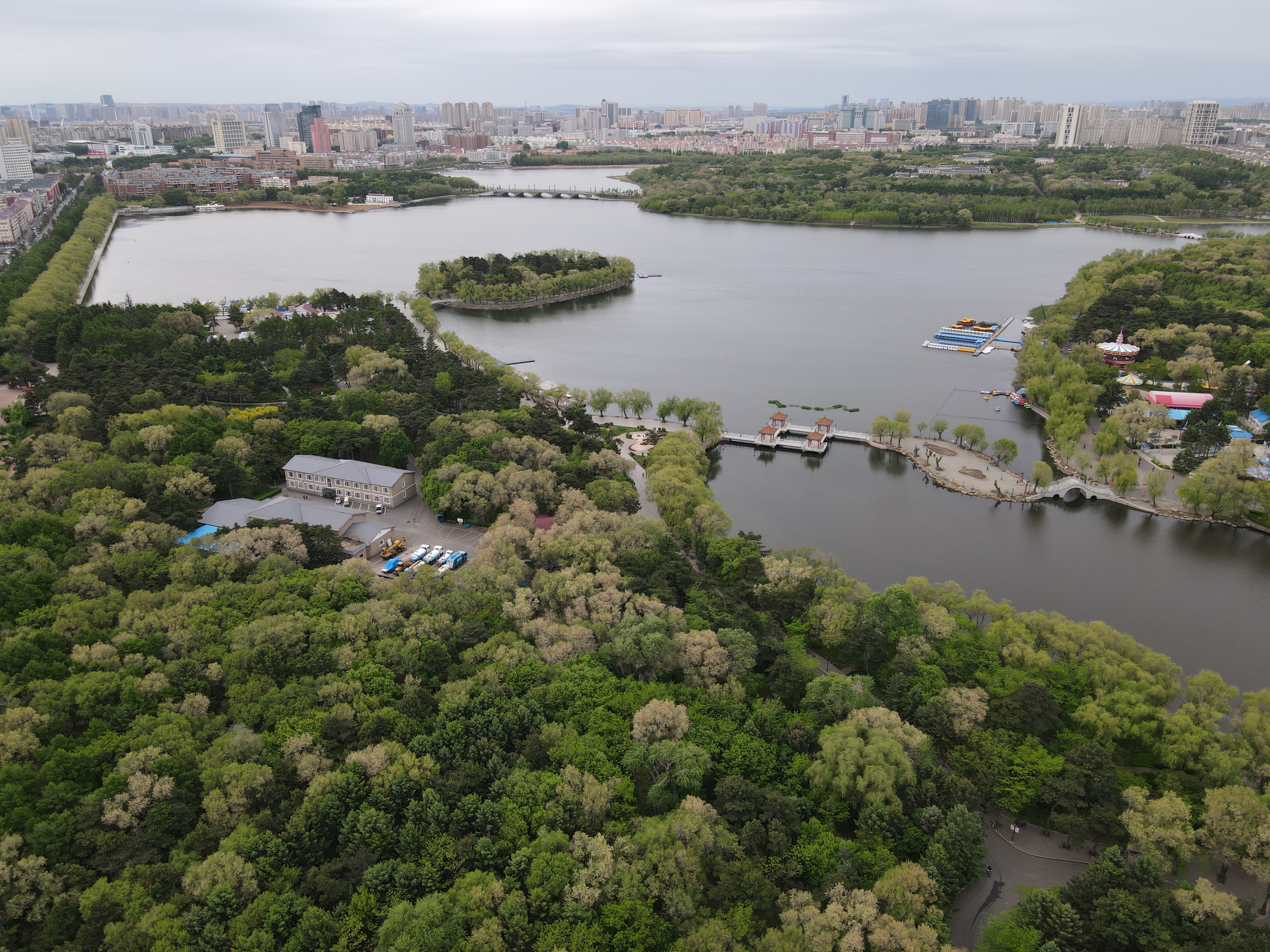 航拍无人机大疆是最好的吗,大疆御mavicair2无人机航拍技巧