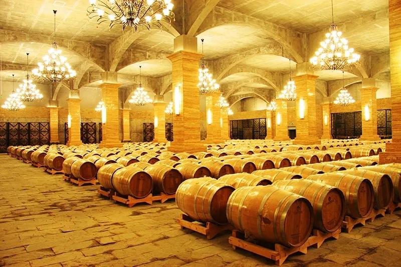 臻品酒业资讯：Deutz香槟辱华发言后致歉！上周酒圈新闻总汇