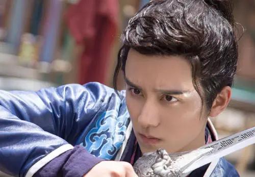 眼神清澈含情，声音温柔有磁性，湖北果然盛产国风*男美**