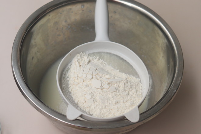 没有烤箱家庭版最简单生日蛋糕,没有烤箱做生日蛋糕的简单做法